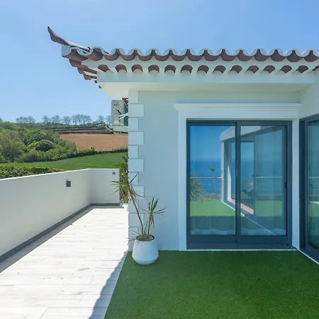 Costa Bela Azores Retreat *