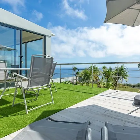 Costa Bela Azores Retreat *