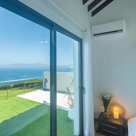 Costa Bela Azores Retreat