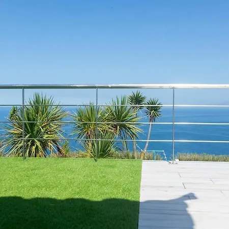 Costa Bela Azores Retreat *